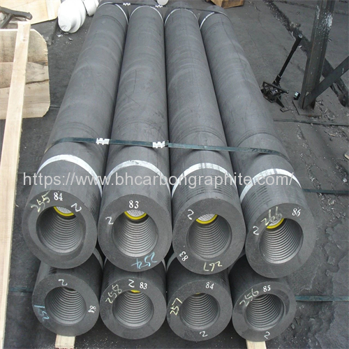 UHP China Manufacturer Graphite Electrodes for Arc Furnace