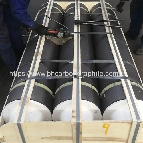 High Quality Graphite UHP Grade Graphite Electrode with Nipples