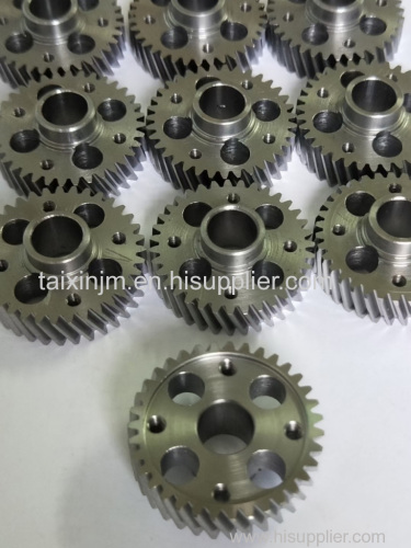 High precision helical gear