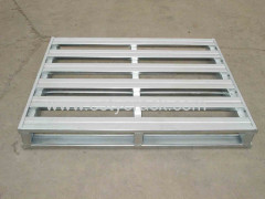 4 way entry steel pallet