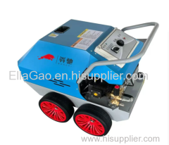 Hot water ultra-high pressure washer