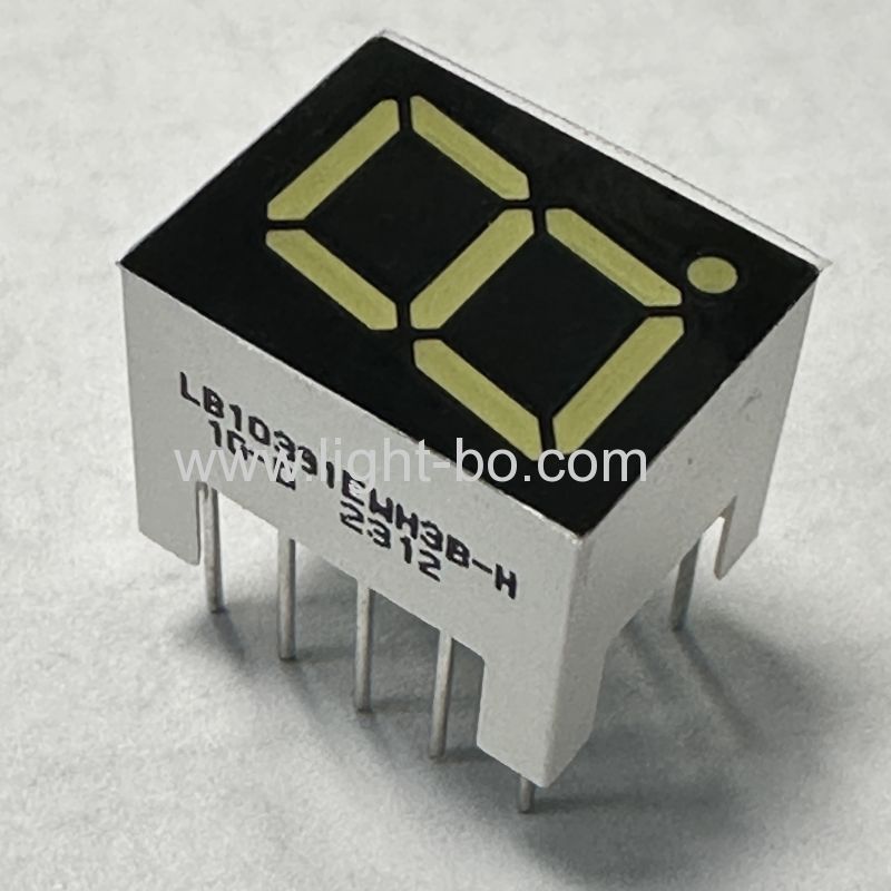 Ultraweißes einstelliges 0,39-Zoll-7-Segment-LED-Display mit 10 mm hoher gemeinsamer Kathode für Unterhaltungselektronik