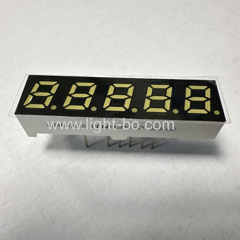 Anodo comune con display a LED ultra bianco a 5 cifre da 0,28 pollici a 7 segmenti per convertitore di frequenza