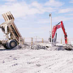 Stationary Rockbreaker Boom System