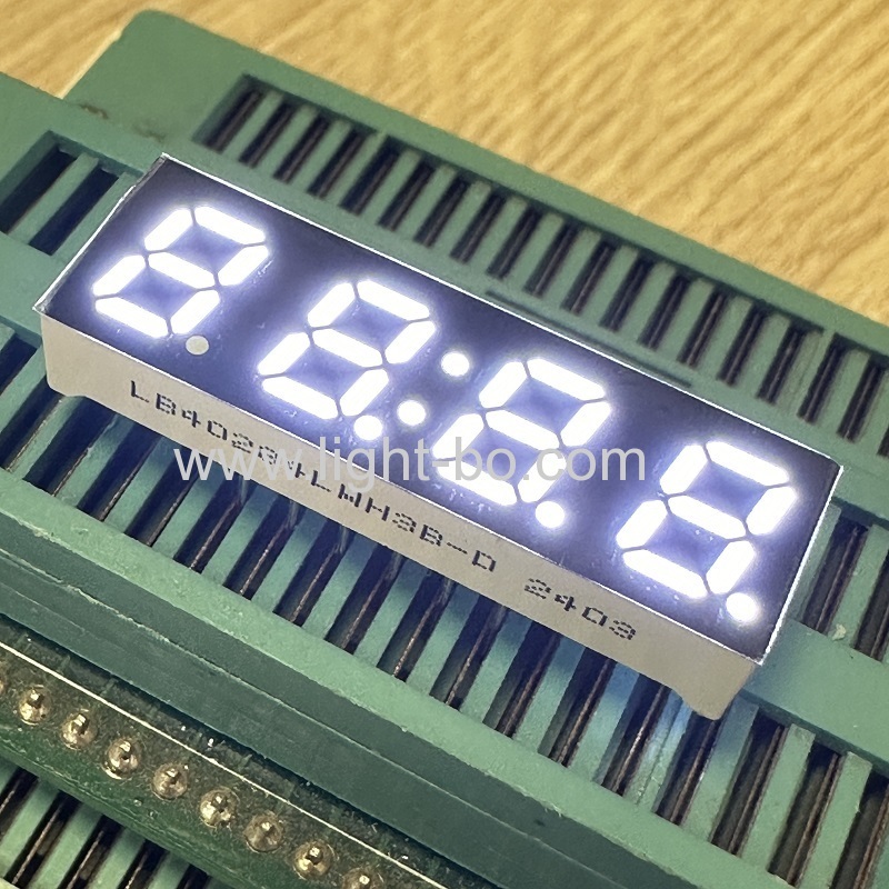 Ultraweiße 7 mm 4-stellige 7-Segment-LED-Uhranzeige mit gemeinsamer Kathode für digitalen Timer