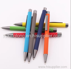 Personalized soft rubber coated barrel engraving pen metal luxury black aluminium metal ball pen with custom logo pen me