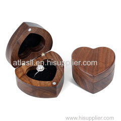 Heart-Shaped Wooden Engagement Ring Box Natural Walnut Wood Wedding Ring Packaging Box With Magnetic Lid