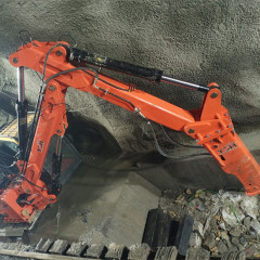 hydraulic rock breaker boom system