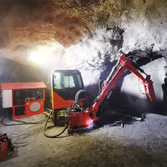 hydraulic rock breaker boom system