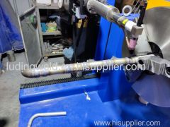 Automatic welding machine for reducing pipe flange.