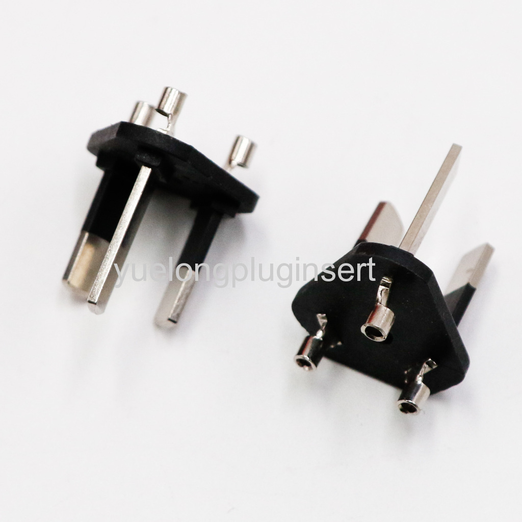 Chinese 3C PLUG INSERT