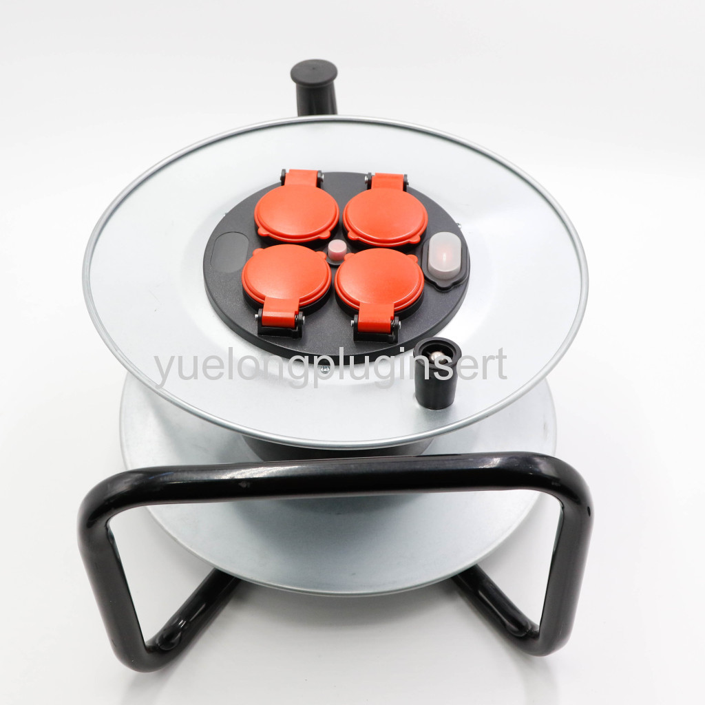 Extension Cord Storage Reel with 4 Grounded Outlets