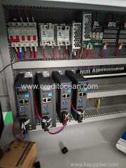 Two Heads Tipping Machine by Credit Ocean