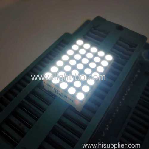 Display LED bianco ultra luminoso a matrice di punti da 0,7 pollici 1,9 mm 5 x 7 per indicatore del numero del piano dell'ascensore