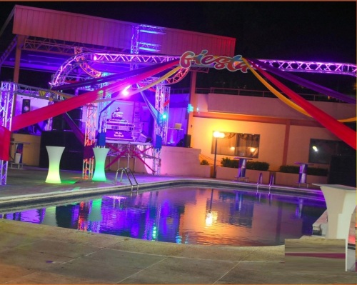 Truss with lighting for swimming pool in clubs