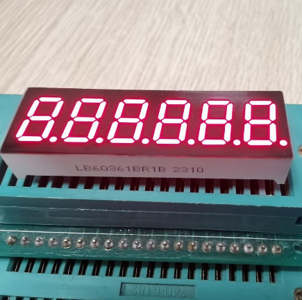 شاشة عرض LED بيضاء ذات كاثود مشترك مكونة من 6 أرقام و7 قطاعات مقاس 0.36 بوصة لوحدة التحكم في العملية
