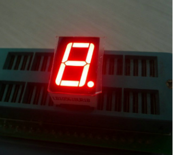 Ultraweiße 0,56" gemeinsame Kathode 7-Segment-LED-Anzeige einstellig
