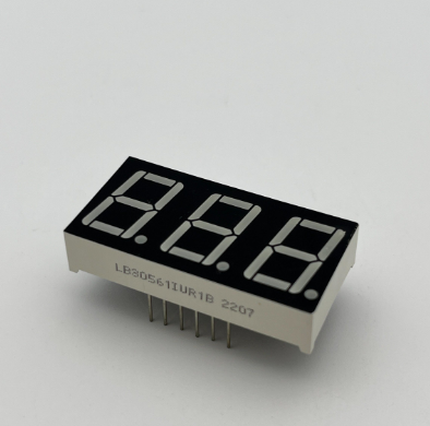 Affichage LED à 7 segments à anode commune de 0,56" à trois chiffres rouge ultra brillant pour tableau de bord