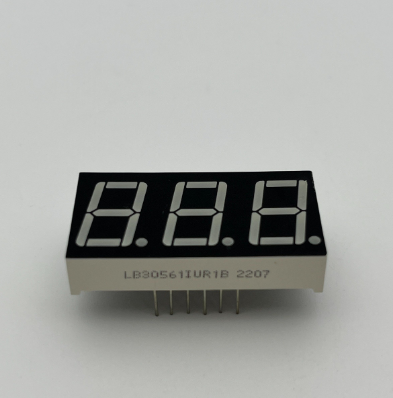 Affichage LED à 7 segments à anode commune de 0,56" à trois chiffres rouge ultra brillant pour tableau de bord