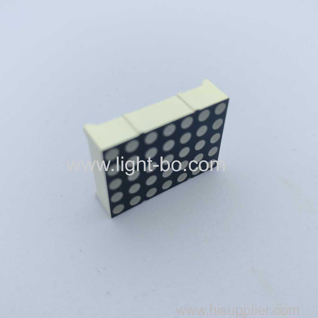 Punktmatrix-LED-Anzeige 5 x 7,3 mm für digitale Zeitzonenuhranzeige