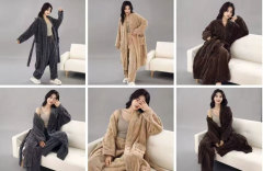 Elegant Coral Velvet Wrap: Cozy and Stylish Bathroom Companion