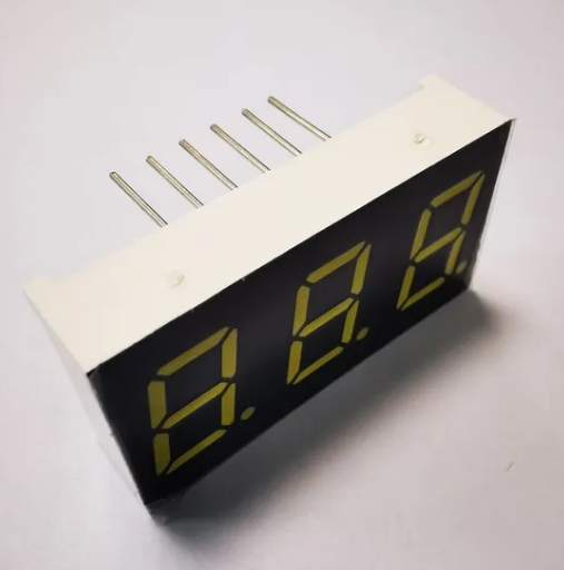 Display LED vermelho super brilhante compacto de 7 segmentos, cátodo comum de três dígitos de 0,4 polegadas para cafeteira