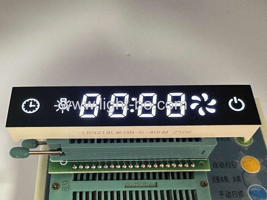 a magia do display LED de 7 segmentos revestido com película preta: invisível, mas indispensável