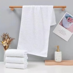 Wholesale Disposable Towel and Bath Towel Set 70x140 Travel Towels for Hotels Guesthouses Spa