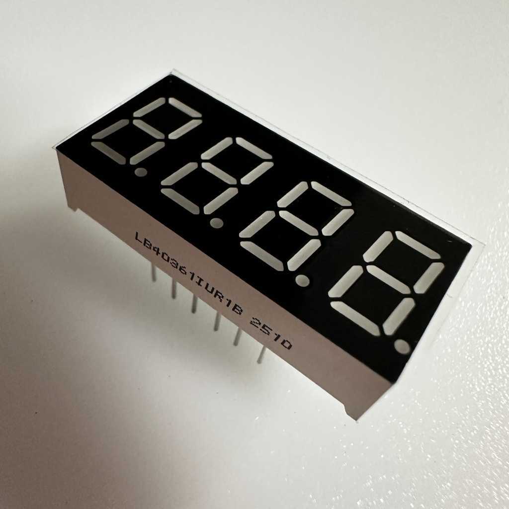 4-stellige 9,2-mm-7-Segment-LED-Anzeige mit ultraheller roter gemeinsamer Anode