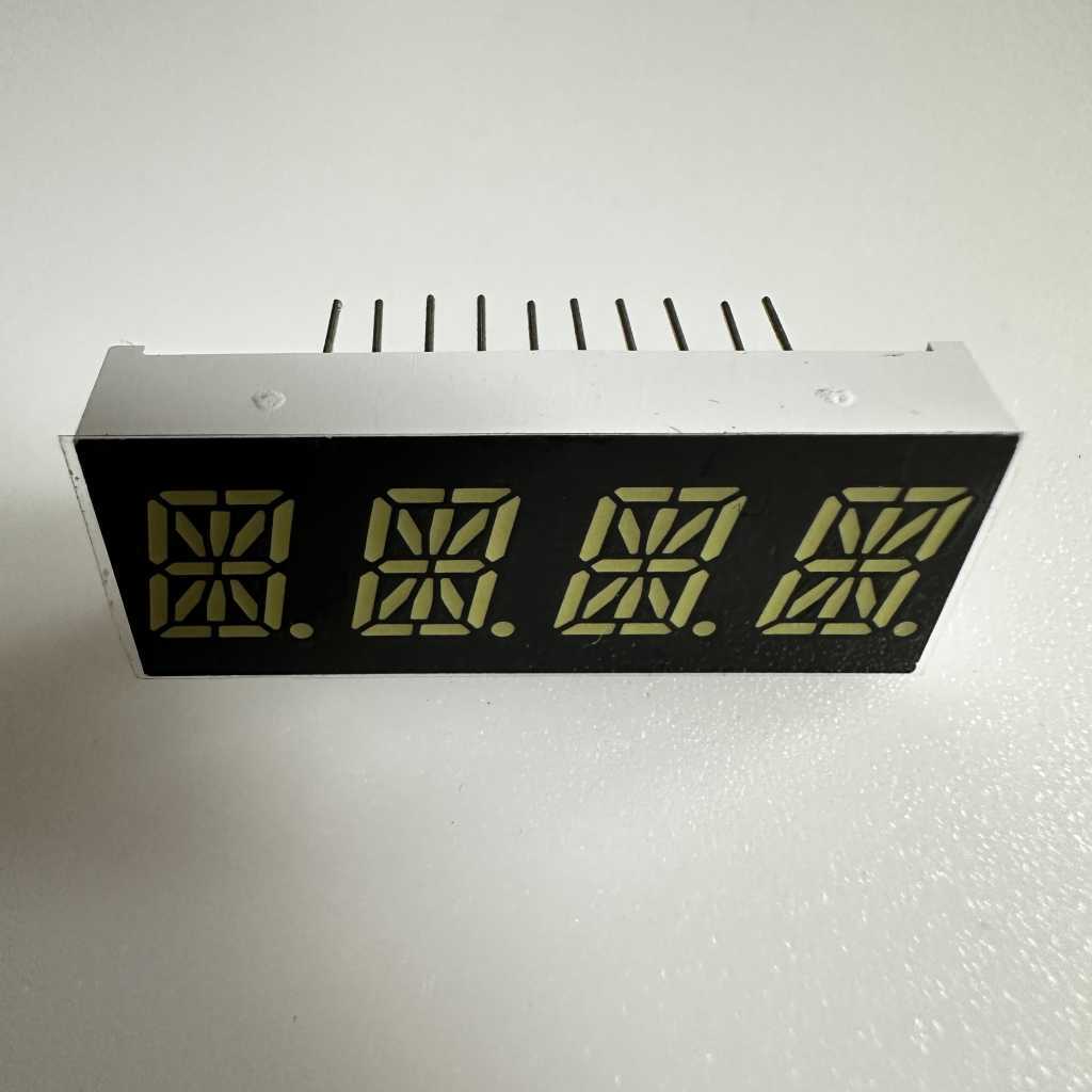 Affichage LED blanc ultra-brillant à 4 chiffres, 0,39 pouce, 16 segments, cathode commune, pour tableau de bord