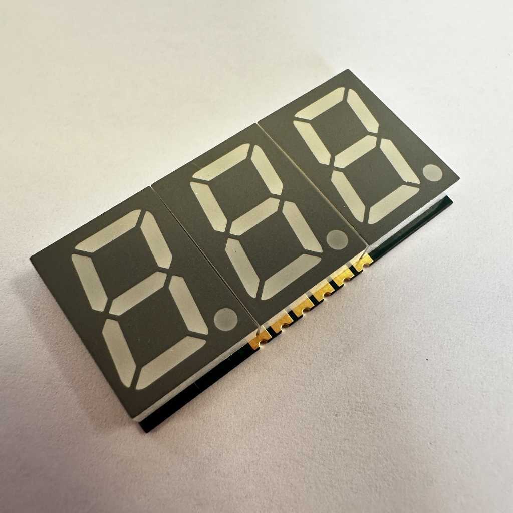 Ultra bright white SMD 7 Segment LED Display 3 Digit 14.2mm common cathode for Temperature Controller