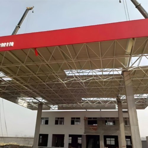 индивидуальная система стальных пространственных каркасов для крыш АЗС