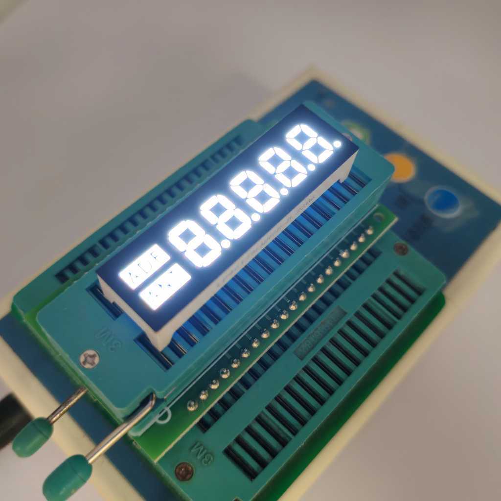 Horloge LED blanche ultra-lumineuse à 4 chiffres pour appareils électroménagers