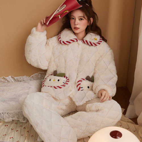 Bộ đồ ngủ nữ 3 lớp chần bông, áo và quần bằng vải lông cừu san hô, in hình hoạt hình, thích hợp mặc nhà mùa thu đông.