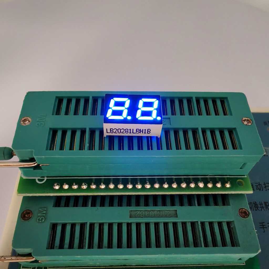 Affichage LED bleu ultra brillant à 2 chiffres et 7 segments pour systèmes électroniques