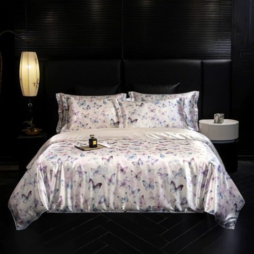 Bộ ga trải giường lụa in họa tiết cao cấp, mềm mại, thoáng mát, cỡ Queen và King, phù hợp cho mọi mùa.