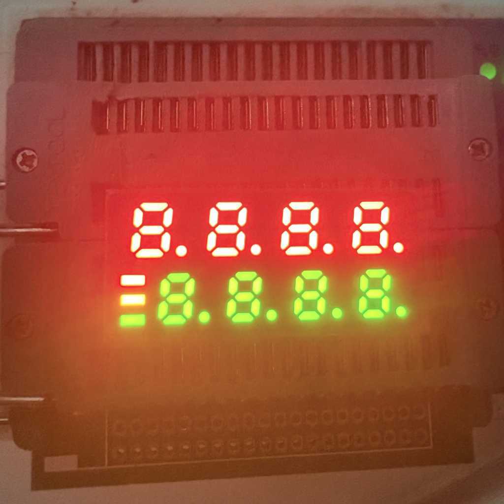 Pantalla LED de 7 segmentos de doble fila y tamaño mini (4+4 dígitos) para controlador industrial.