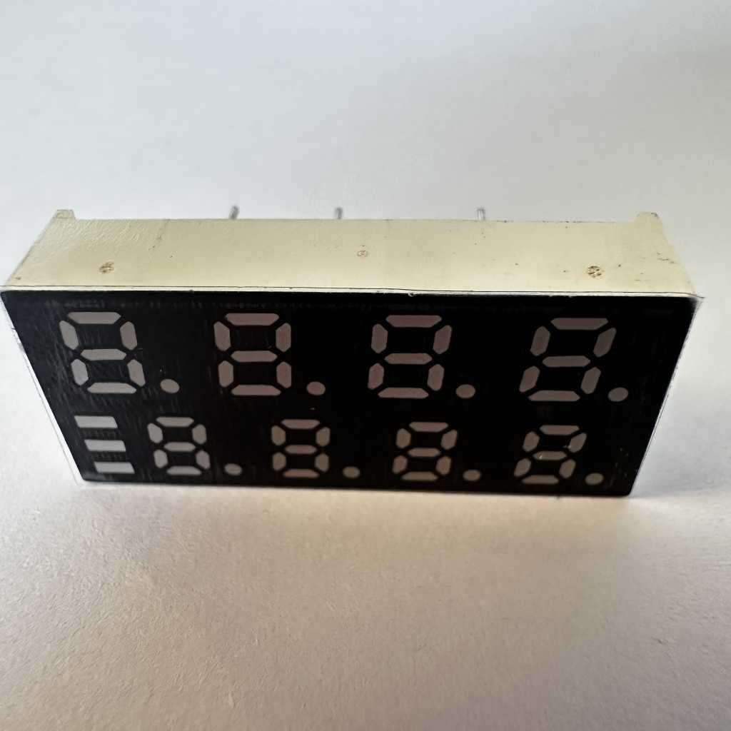 Pantalla LED de 7 segmentos de doble fila y tamaño mini (4+4 dígitos) para controlador industrial.