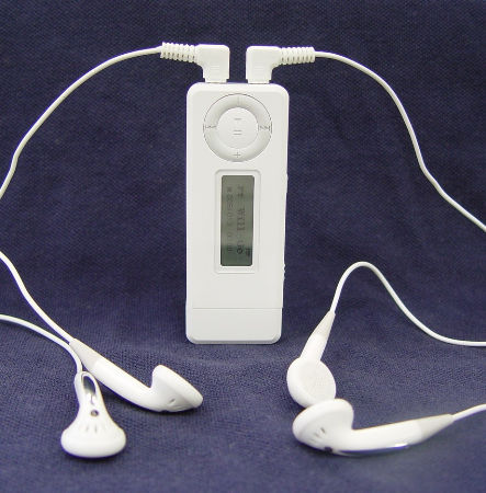 Ipod Like MP3 Player With Dual Earphone Plugs