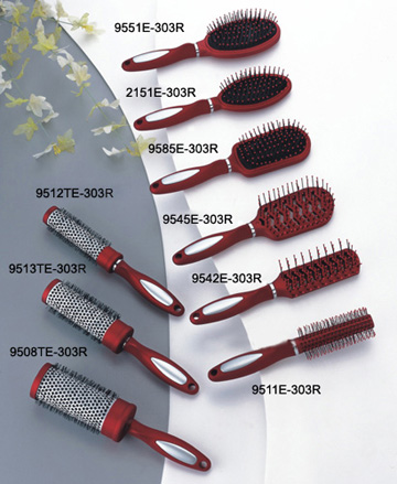 plastic hairbrushes 