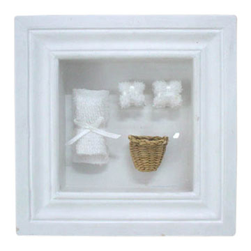 White Frame w-Baths