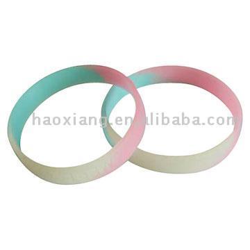 Glossing Wristbands