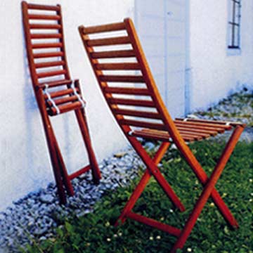 wooden chair 