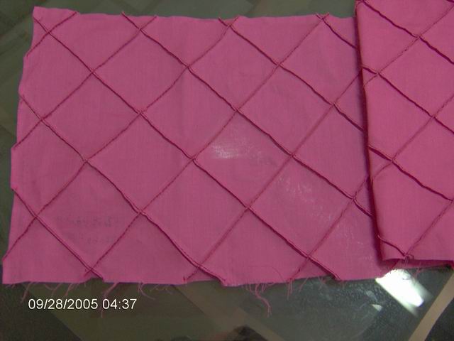 characteristic sewing: tuck free finish of cloth