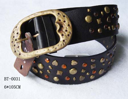 Buckle Distressed Belt