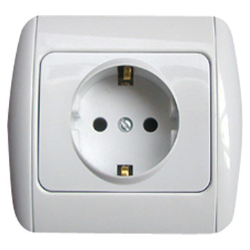 Socket  with outlet 