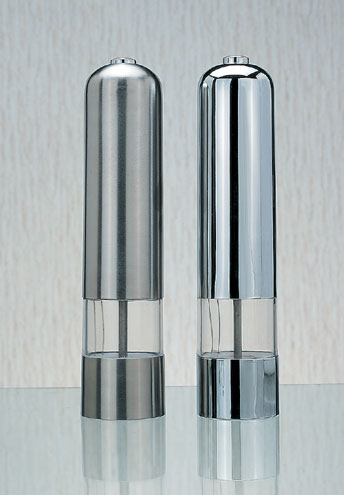 wood pepper mills 