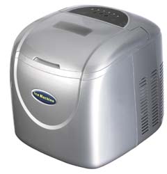 Large capacity ice maker