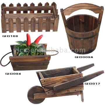 Outdoor wooden flower pot 