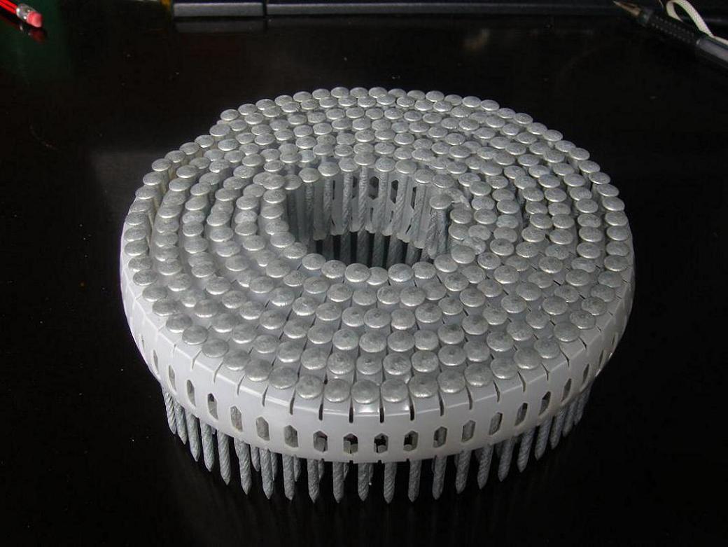 Plastic strip Coil nail